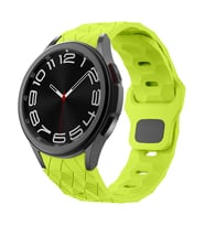 Samsung Galaxy Watch 5 40mm Uyumlu Zore KRD-116 20mm Futbol Desenli Spor Tasarımlı Silikon Kordon