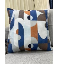 NIVEMESHOME GEOMETRİK MAVİ DESENLİ 45X45  DOLGULU KIRLENT KILIFI (Çok Renkli)
