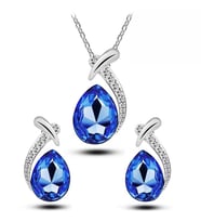 Swarovski Taşlı, Trend Zirkon Taş İşlemeliTakı Seti (Kolye Küpe), Yeni Yıl, Sevgililer Günü Hediye si, Ahşap Kutu İçerisinde (Mavi)