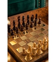 Premium Lüks Ahşap Taşlı Satranç Takımı Özel Tasarım Dekoratif VIP Hediyelik Set 20x20 cm