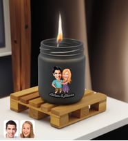 BK Gift Kişiye Özel DTF Sevgili Karikatürlü Renkli Cam Kavanozda Kokulu Mum-1(13 Renk Seçeneği), Sevgiliye Hediye, Doğum Günü Hediyesi (Antrasit)