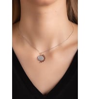 Beyaz Zirkon Taşlı Güneş  Beyaz Altın Kaplama Kadın Gümüş Kolye 925 Ayar   