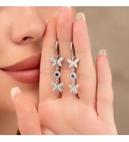 Gümüş Pazarım Safir Taşlı Kelebek Motifli Gümüş Küpe