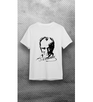 10 Kasım 1938 Mustafa Kemal Atatürk İmzalı Tişört, 10 Kasım Atatürk Baskılı Tişört, Siyah Tişört (Beyaz)