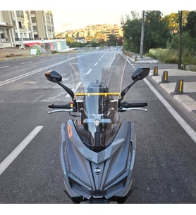 MOTOCAM Sym JET 14 EVO 200 PLUS Ön Cam 2023-2026 Model 58cm Şeffaf Renkli 4mm