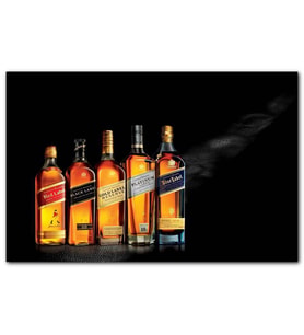 Cakatabloo Siyah Deri Arkaplan Johnnie Walker Tahıl Suyu MDF Tablo