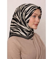 Kristal Eşarp - 06103 (Siyah-Ekru)