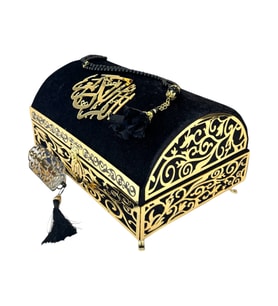 İsme Özel Siyah Kadife Kaplı Define Sandıklı Kuranı Kerim Seti