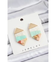 Pirinç Mermer Desenli Vintage Geometrik Model Gold Renk Kadın Küpe (Altın)