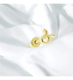 Glorria Altın Boğa Burcu Helix Piercing