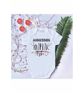 Unisex Bebek Baskılı Annesinin Minik Aşkı %100 Pamuklu Çıtçıtlı Body Zıbın + He