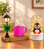 Kişiye Özel Yazılı Sokak Lambalı Pembe Türk Kahvesi Fincanı ve LED Işıklı Fanus (penguenli)