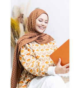 Carine Scarf Jakar Tesettür Şal Karamel