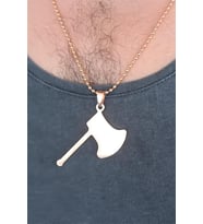 Rose Renk Metal Balta Figürlü Erkek Kolye
