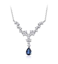 0.81 Karat Pırlanta Safir Kolye