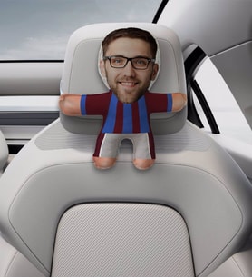 BK Gift Kişiye Özel Bordo Mavi Futbolcu Tasarımlı Araç Koltuk Bebek Yastığı-1
