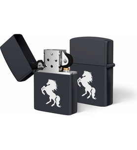 Adm Store At Figürlü Siyah Benzinli Metal Çakmak