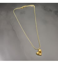 Her Tarza Uygun: Kalp Model Gold Renk 316L Antialerjik Şık Çelik Kadın Kolye