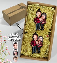 BK Gift Hediye Kutulu Kişiye Özel Aile Karikatür 2li Ahşap Anahtarlık-2