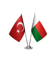 Madagaskar İkili Masa Bayrağı