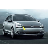 VW Jetta 2011-2014 Ön Tampon Çeki Çekme Demiri Kapağı 5C6807241B
