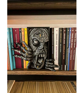 hayatvesanat Zombie  /  Kitaplık Figürü  /  Kitap Tutucu