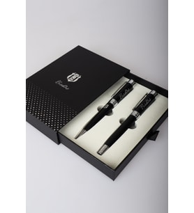 DEKOMUS İLE LİSANSLI BEŞİKTAŞ KUTULU 2'Lİ DOLMA KALEM & TÜKENMEZ KALEM PREMIUM SET "DEKOMUS ÖZEL KUTULU COMFORT KALEM HEDİYELİ"