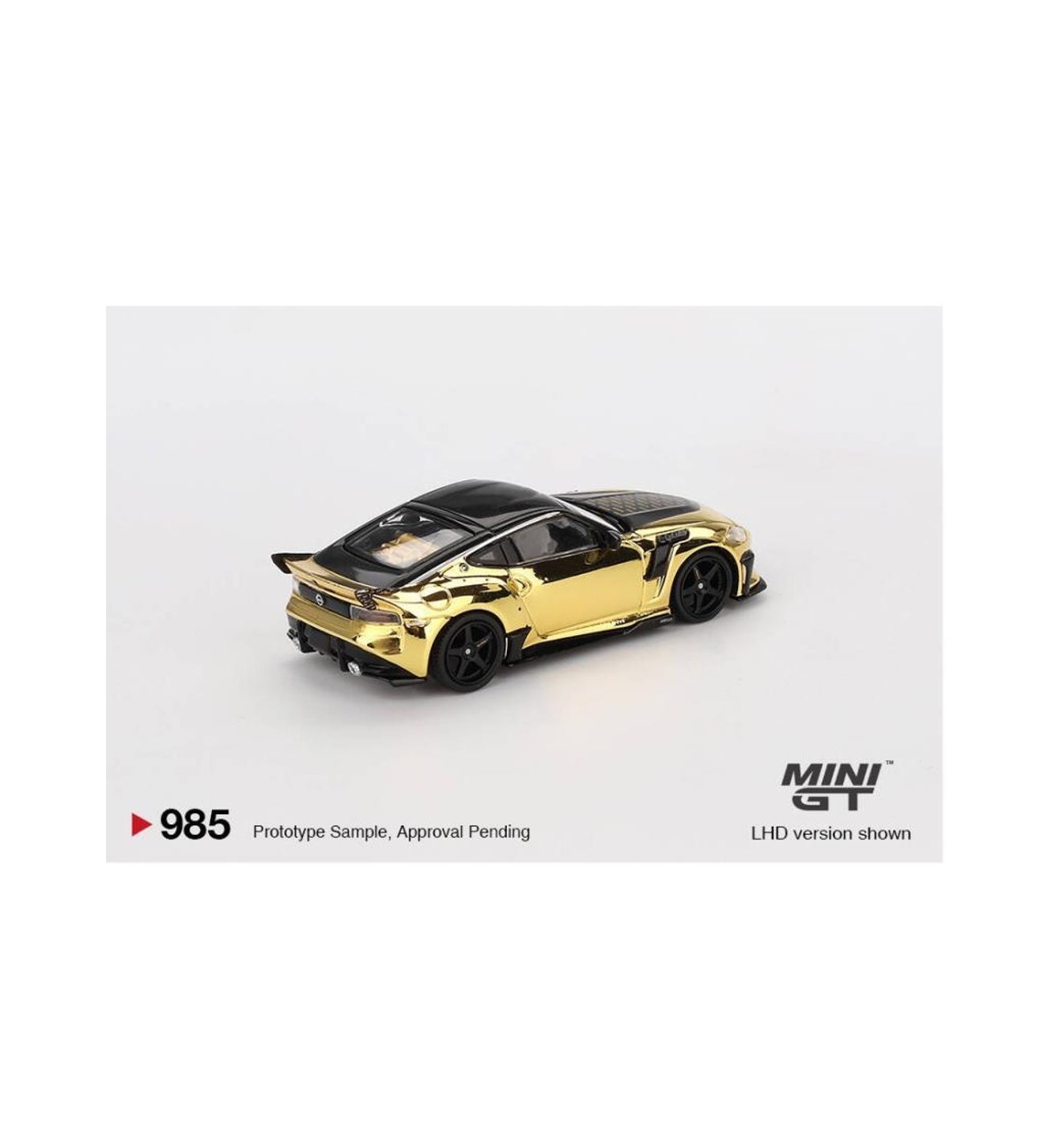 Mini GT 985 Nissan Z VeilSide FFZ400 Gold Chrome 1/64 Model Araba