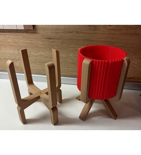 3D Baskı Ayaklı Çizgili Saksı - Bej Standlı Dekoratif Saksı - Kırmızı