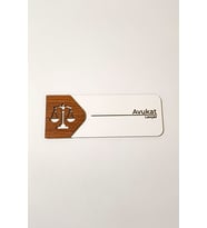 Avukat Odası Kapı Tabelası Kişiselleştirilebilir– MDF Ofis Oda İsimliği  19x7 cm