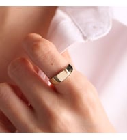 14K Altın Şövalye Yüzük (Kişiselleştir) Dikdörtgen 0,6 cm (Çok Renkli)
