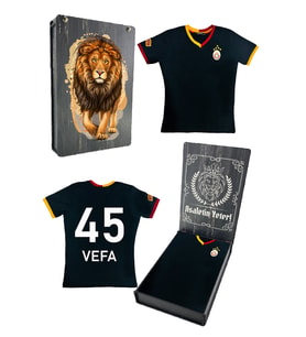 Galatasaray Orijinal Lisanslı 5 Yıldızlı Siyah Basic Çocuk Kişiye Özel T-shirt Ahşap