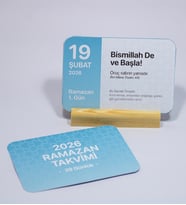 Ahşap Standlı Ramazan Takvimi - Günlük Motto, Hadis ve Teravih Bilgisi