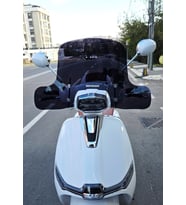 MOTOCAM Yuki Risotto 125 Ön Cam 2022-2026 Model 43cm Siyah Renkli 4mm Elcikli APARATSIZ