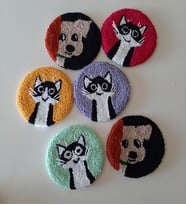 Mi-Knitting, İkili Can Dostlar Bardak Altlığı, Punch Nakışı 2 adet Bardak Altlığı, Elişi Bardak Altlığı,Kedili Bardak Altlığı, Köpekli Bardak Altlığı