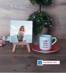 Fransızca Öğretmeni Fotoğraflı Dekoratif Taş, Ahşap Altlıklı Türk Kahvesi Fincanı Hediye Öğretmenler Günü Hediyesi (Model 8)