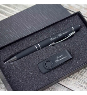 Kişiye Özel Kutulu Kalem ve Usb Flash Bellek Seti