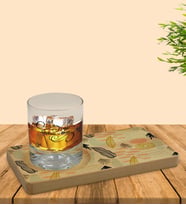 BK Gift Kişiye Özel Modern Art Tasarımlı Doğal Ahşap Tabaklı Viski Bardağı Sunum Seti Model 5