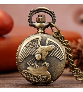 Kişiye Özel Retro Kartal Kabartmalı Quartz Köstekli Saat