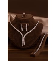 Kadın Gümüş Takı Seti - Dilruba Baget Taşlı Kare Model Kolye, Bileklik, Yüzük, Küpe Tam Set