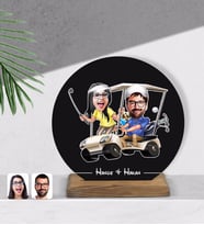 BK Gift Kişiye Özel Sevgililer Karikatürlü Yuvarlak Ahşap Biblo-96