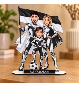 Kişiye Özel 3 Kişilik Siyah Beyaz Aile Süper Karikatürlü 18 cm MDF Masaüstü Biblo - Futbol Temalı Hediye Futbol Severlere ve Spor Tutkunlarına Hediye