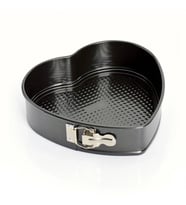 Kaiser Kalp Desenli Kelepçeli Kek Kalıbı 26 Cm 66621401