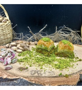 Fıstıklı Baklava 1320 Gr. Tepsili