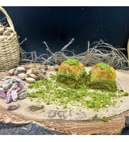 Fıstıklı Baklava 1320 Gr. Tepsili