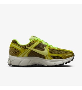 Nike WMNS ZOOM VOMERO 5  FJ4738-300