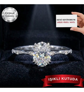 PIRLANTA IŞILTILI MİNİMAL IŞIKLI KUTUDA GÜMÜŞ OVAL YÜZÜK