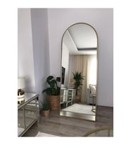 Dekoratif Boy Ayna Metal Çerçeveli Ayaklı Boy Aynası 180 x 70 Cm İnfluencer  (Gold)