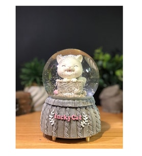 Sevimli Kedi Işıklı Müzikli Kar Püskürtmeli Büyük Boy Pilli Kar Küresi 8781