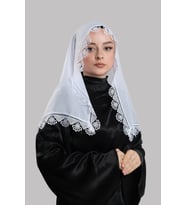 Beyaz Namaz Başörtüsü Eşarp Kesik Elyaf Güpürlü 202211_42